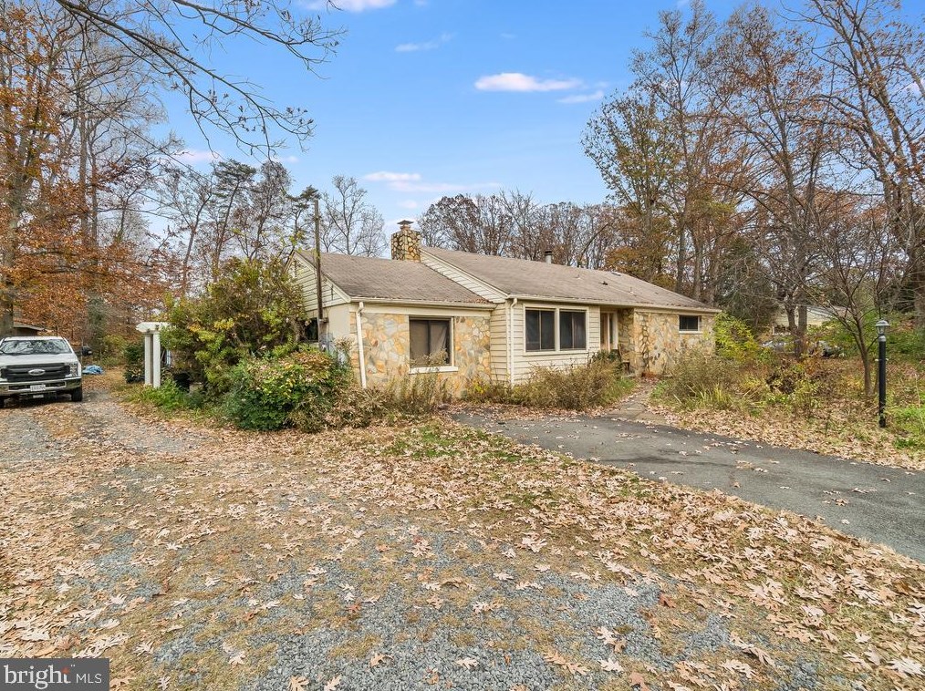 10910 Orchard St, Fairfax, VA 22030-4815