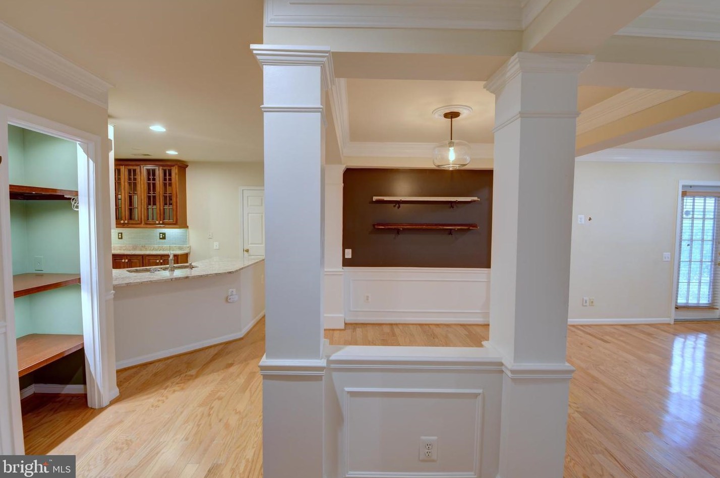4105 Lexington Ct, Fairfax, VA 22030-3566