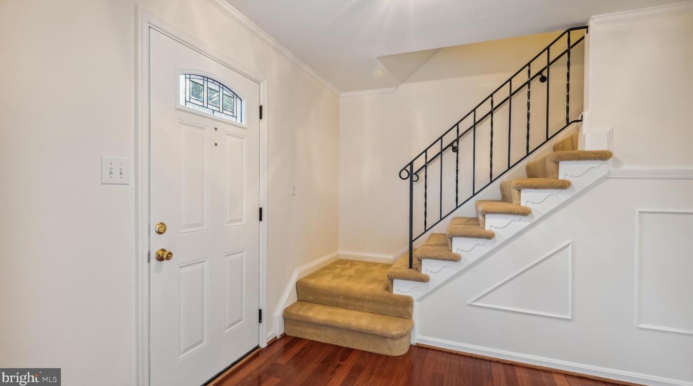 10505 Providence Way, Fairfax, VA 22030-3105