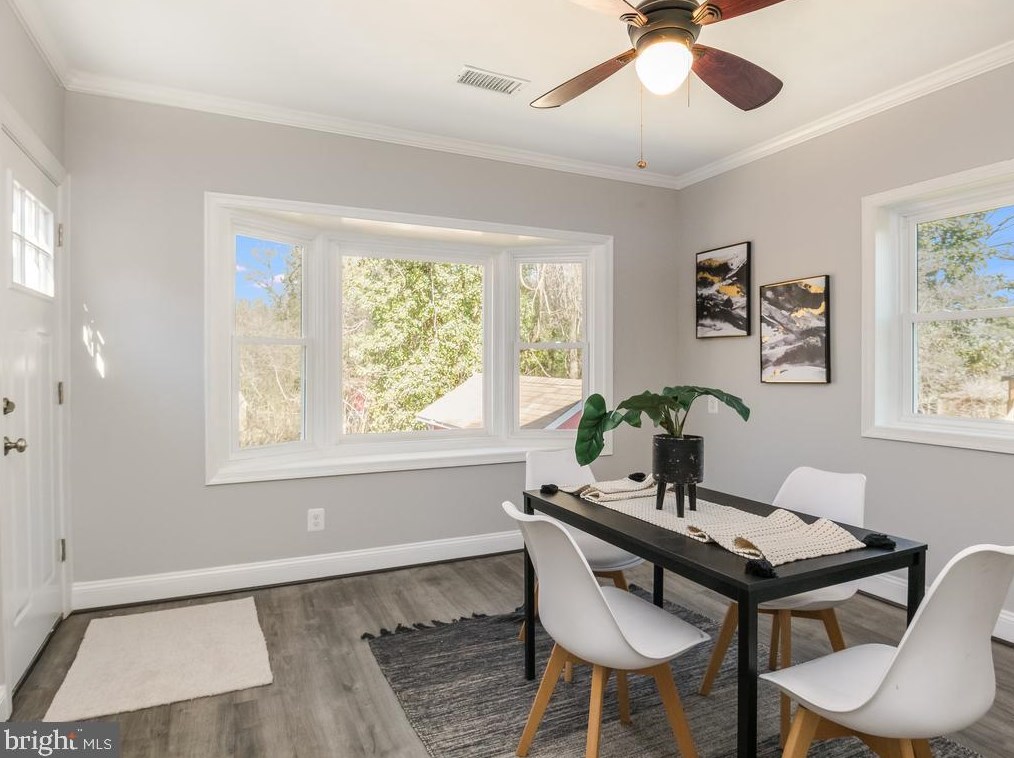 10126 Dwight Ave, Fairfax VA  22032-1034 exterior