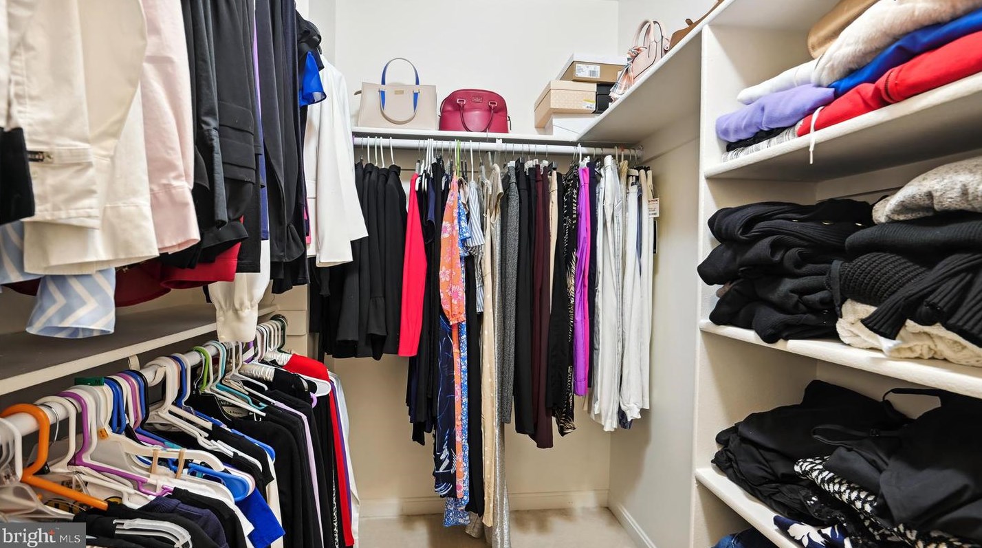 10500 Chancery Ct, Fairfax VA  22030-8108 exterior