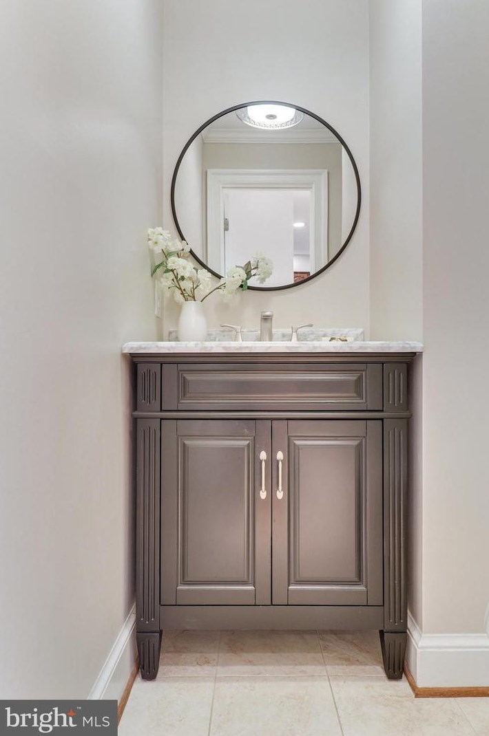 10419 Breckinridge Ln, Fairfax VA  22030-3419 exterior