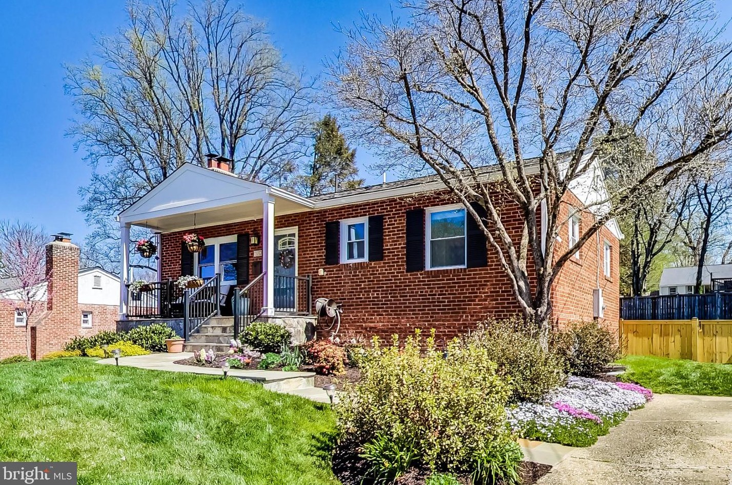 3727 Richard Ave, Fairfax, VA 22031-3535