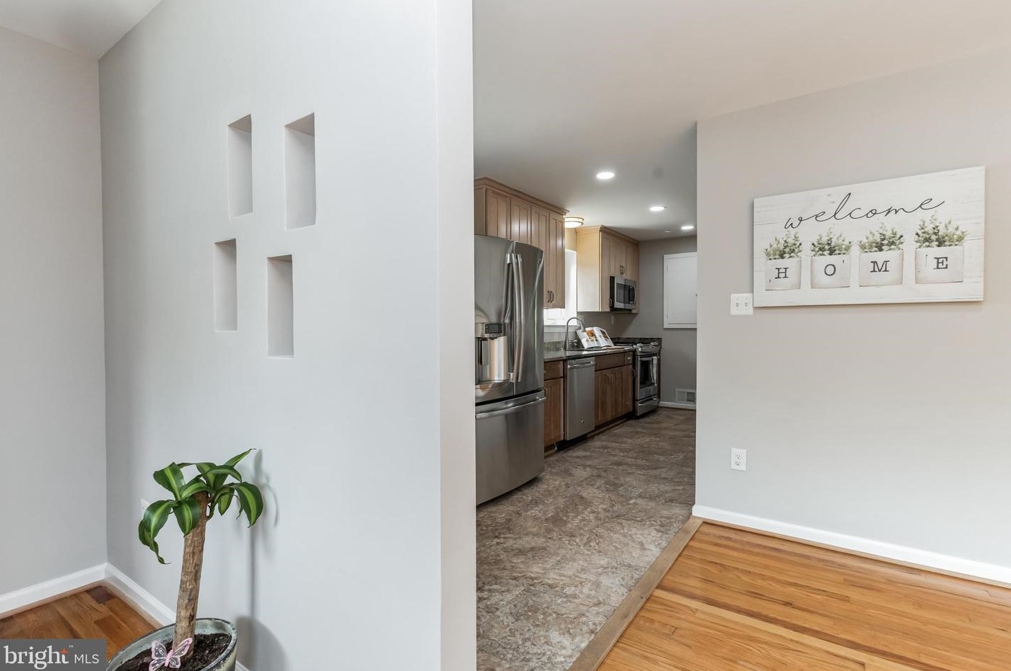 3926 Tedrich Blvd, Fairfax, VA 22031-3543