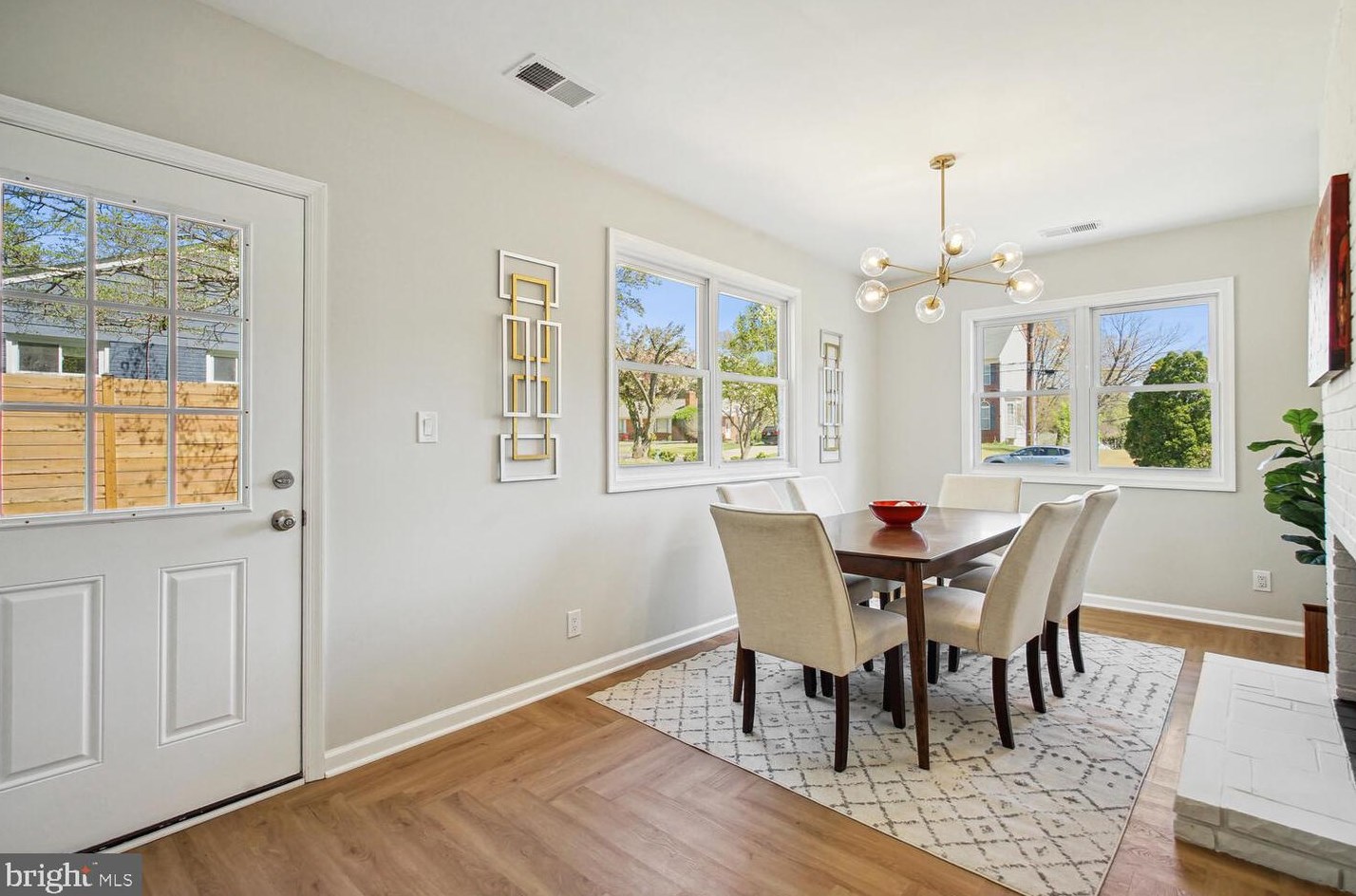 3605 Parklane Rd, Fairfax VA  22030-1828 exterior