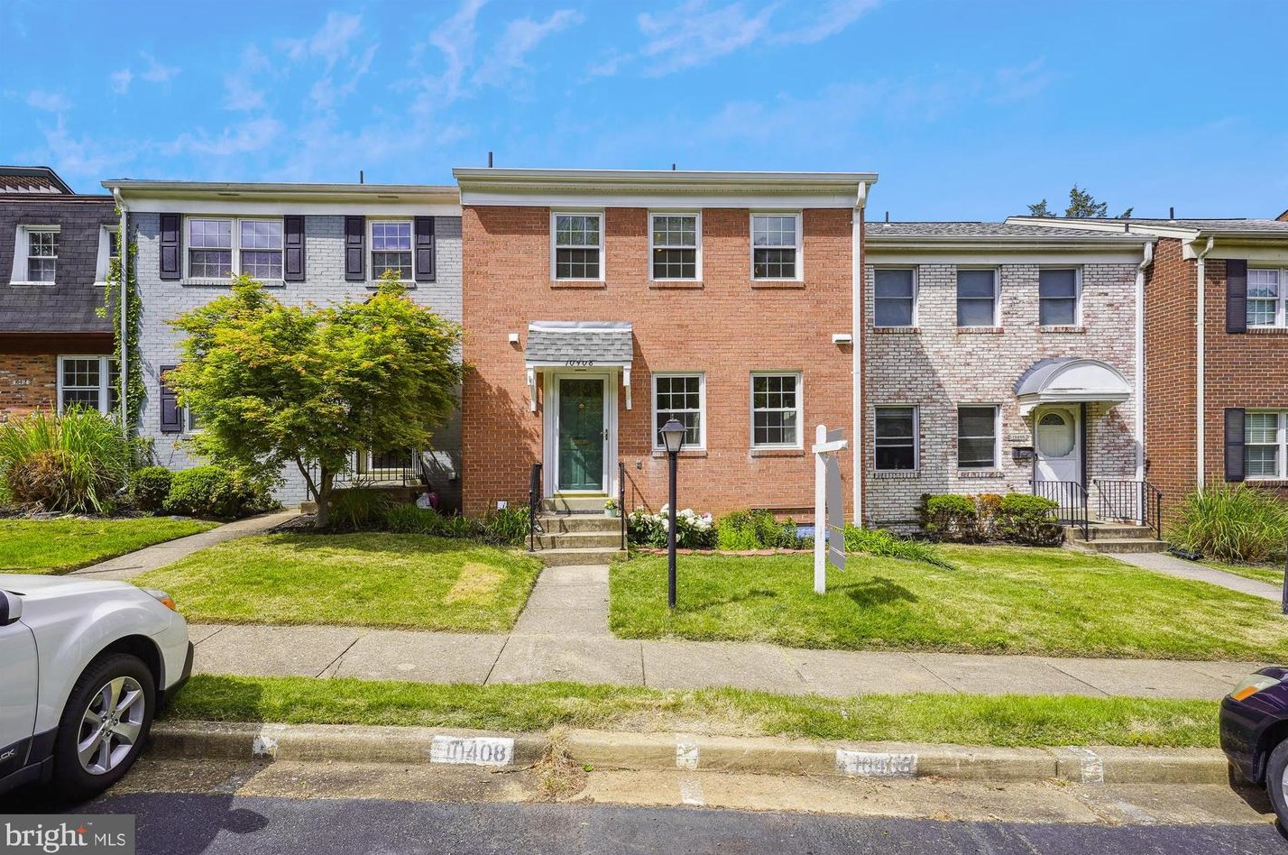 10408 Armstrong St, Fairfax, VA 22030-3616