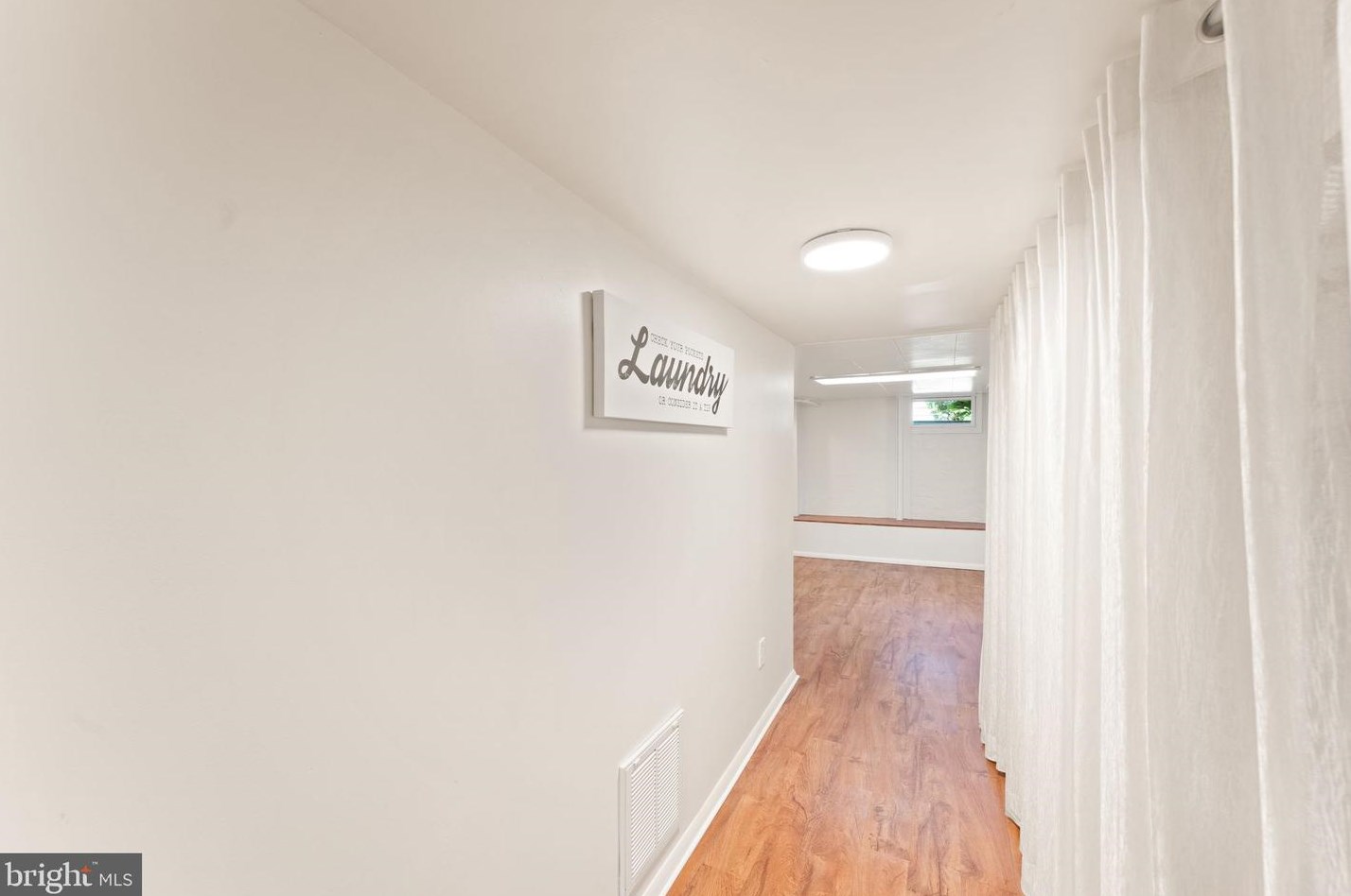 4109 Chestnut St, Fairfax VA  22030-5204 exterior