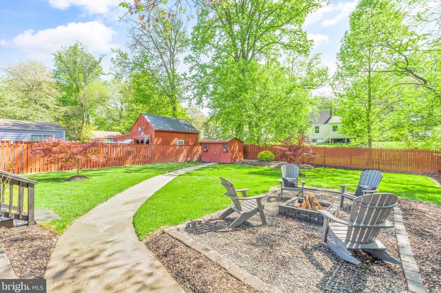 4109 Chestnut St, Fairfax VA  22030-5204 exterior