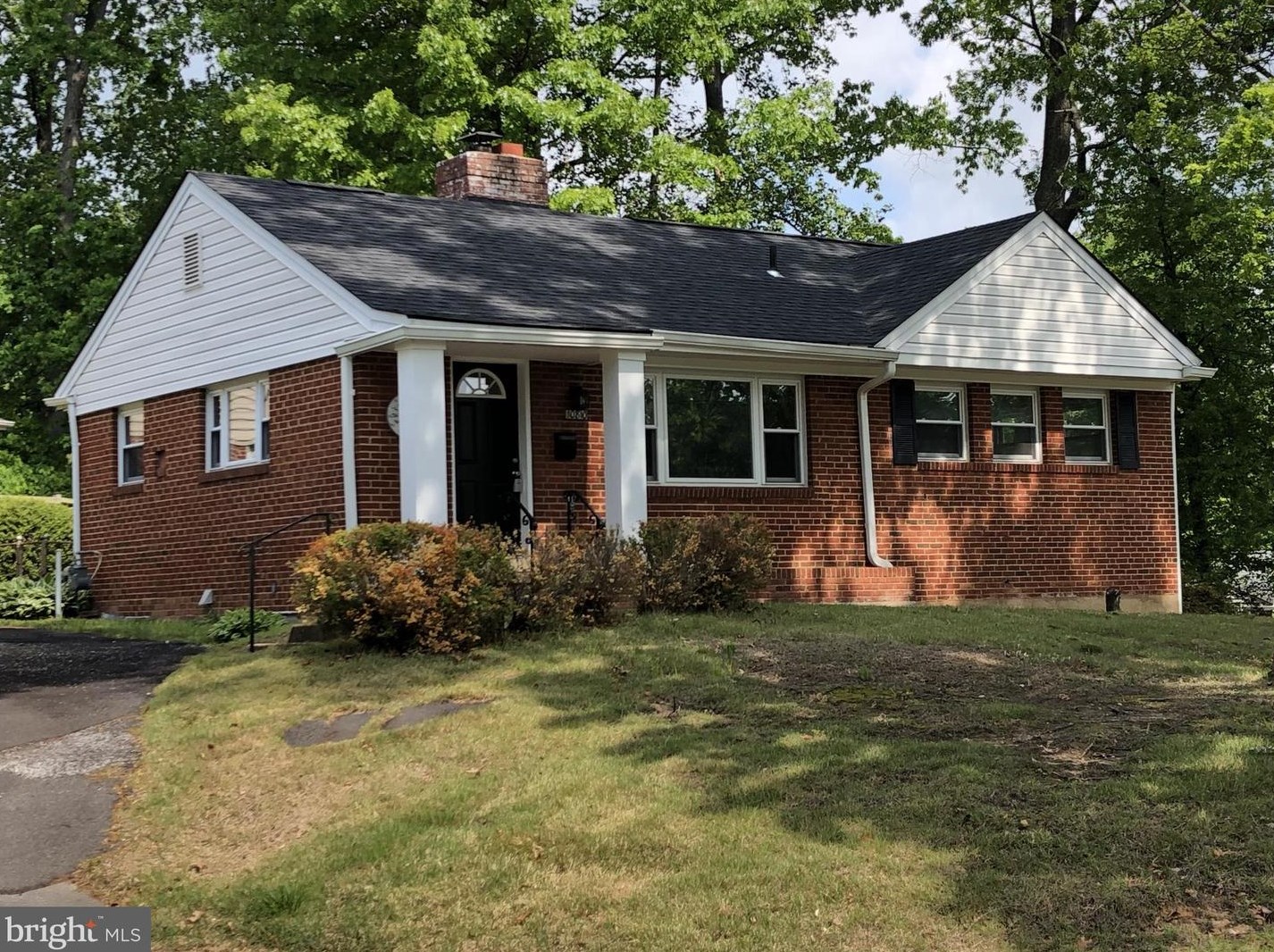 10810 Maple St, Fairfax, VA 22030-5153