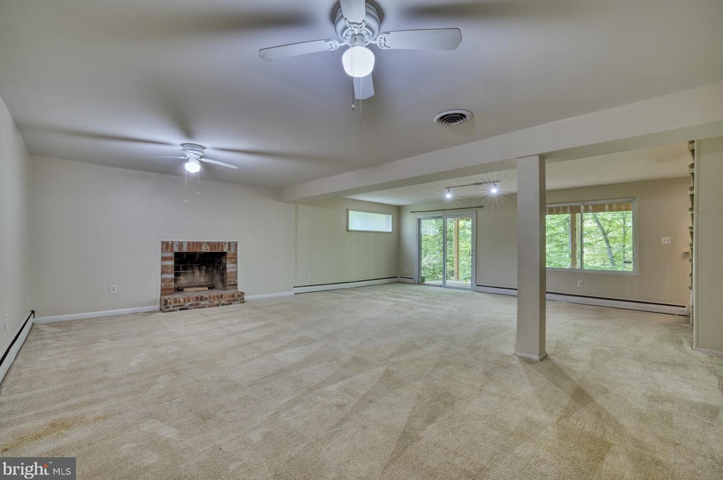 10120 Spring Lake Ter, Fairfax VA  22030-2038 exterior