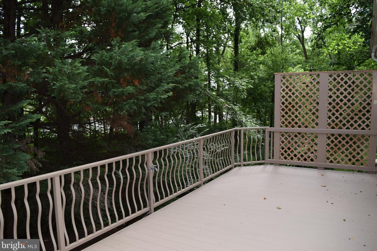 9620 Ridge Ave, Fairfax, VA 22030