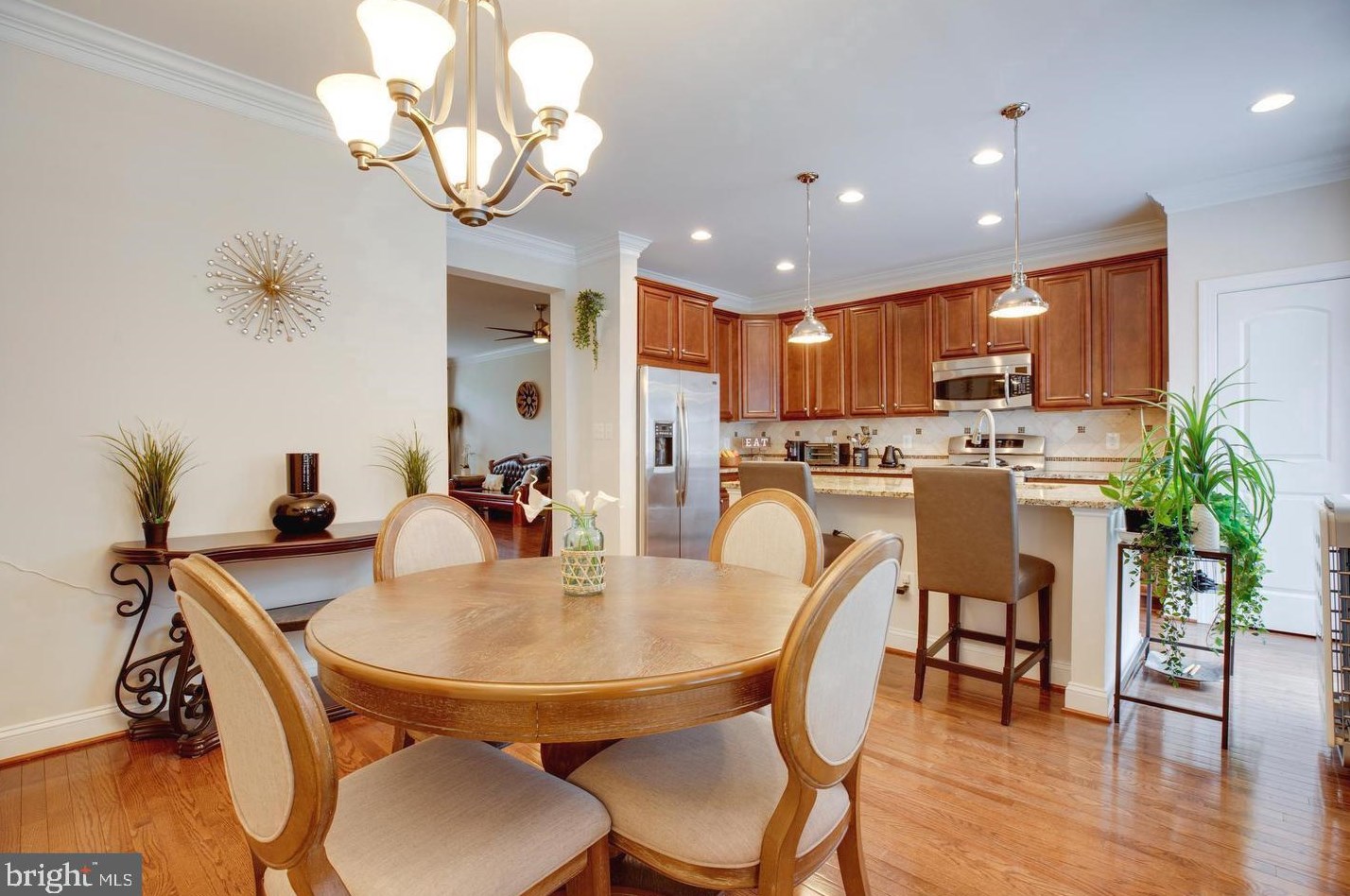 10413 Whitehead St, Fairfax, VA 22030