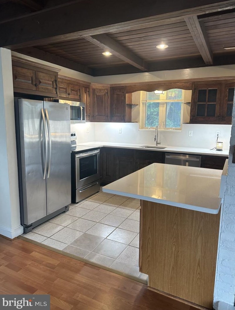 11000 Park Rd, Fairfax, VA 22030