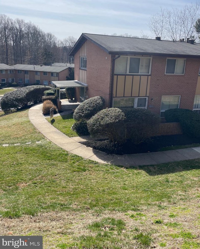 10102 Mosby Woods Dr, Fairfax, VA 22030