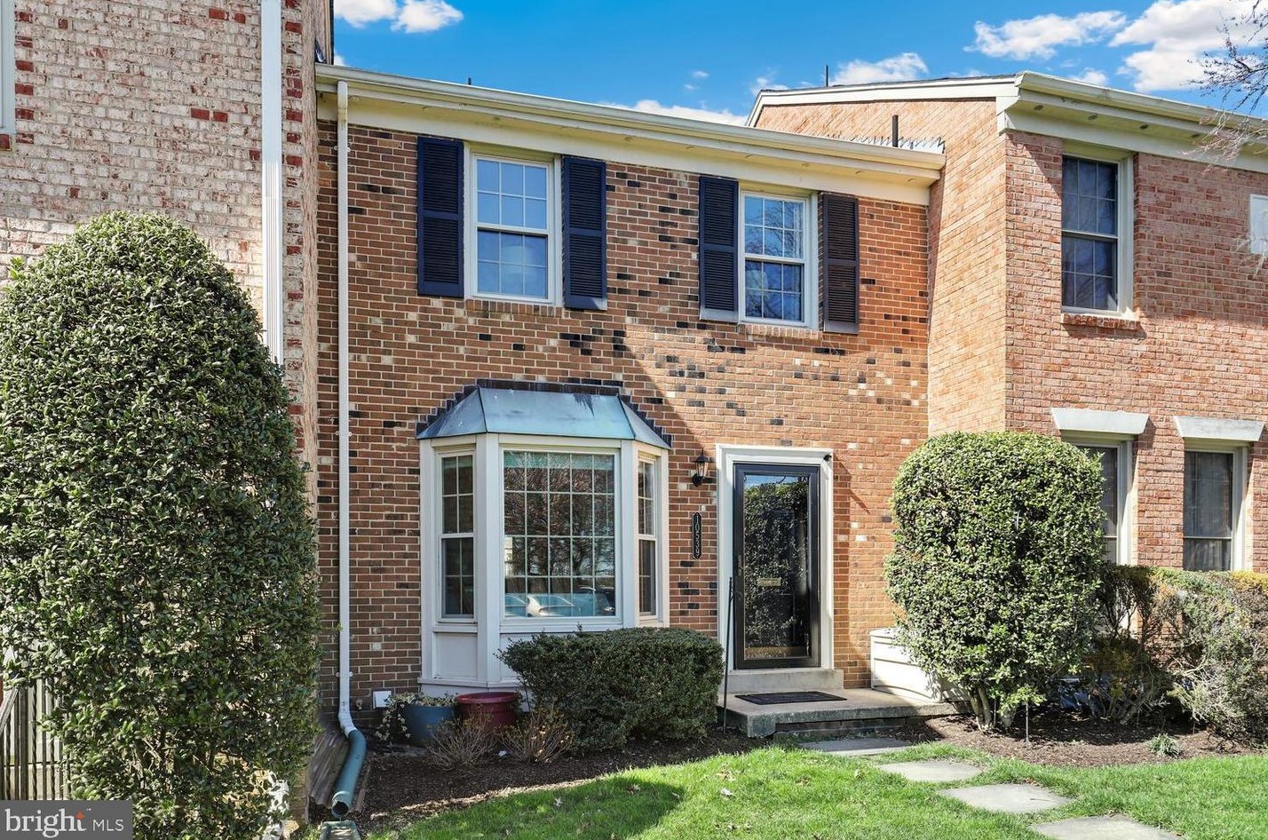 10539 Assembly Dr, Fairfax, VA 22030-2701