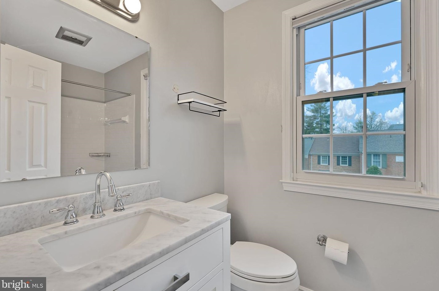 10545 Assembly Dr, Fairfax VA  22030-2701 exterior