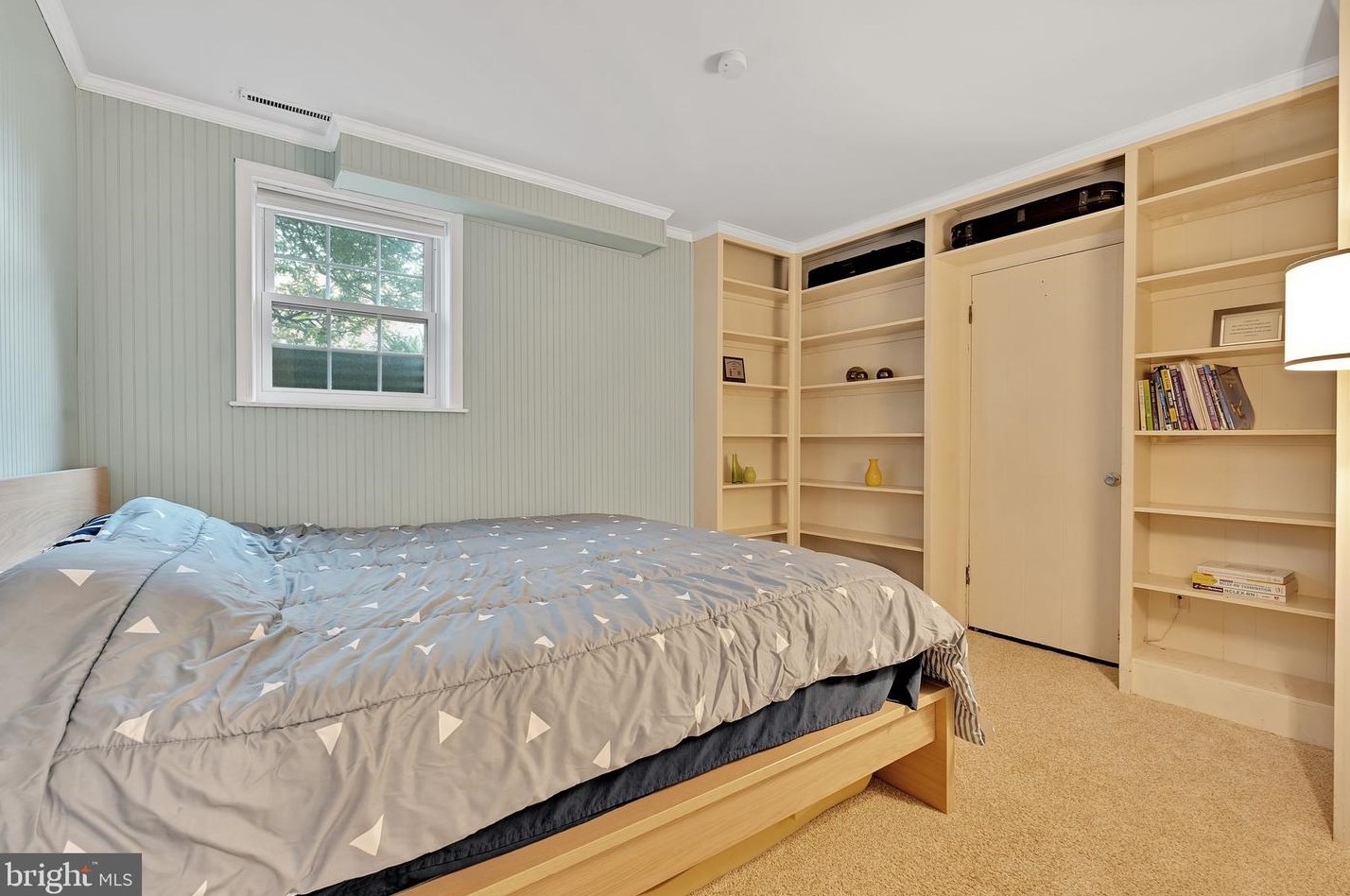 10545 Assembly Dr, Fairfax VA  22030-2701 exterior