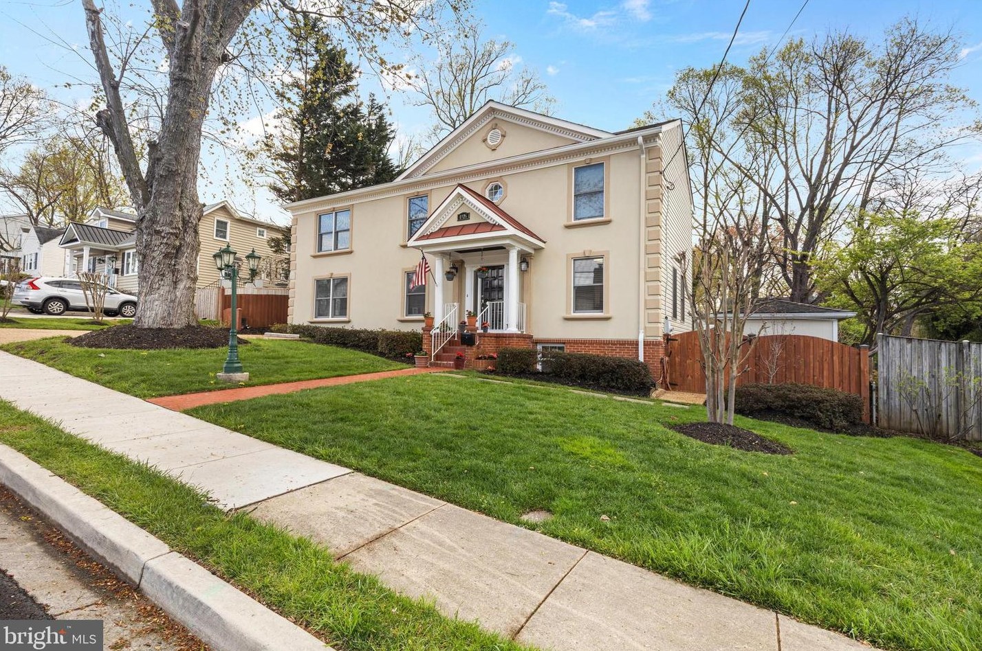 4026 Poplar St, Fairfax, VA 22030-5232