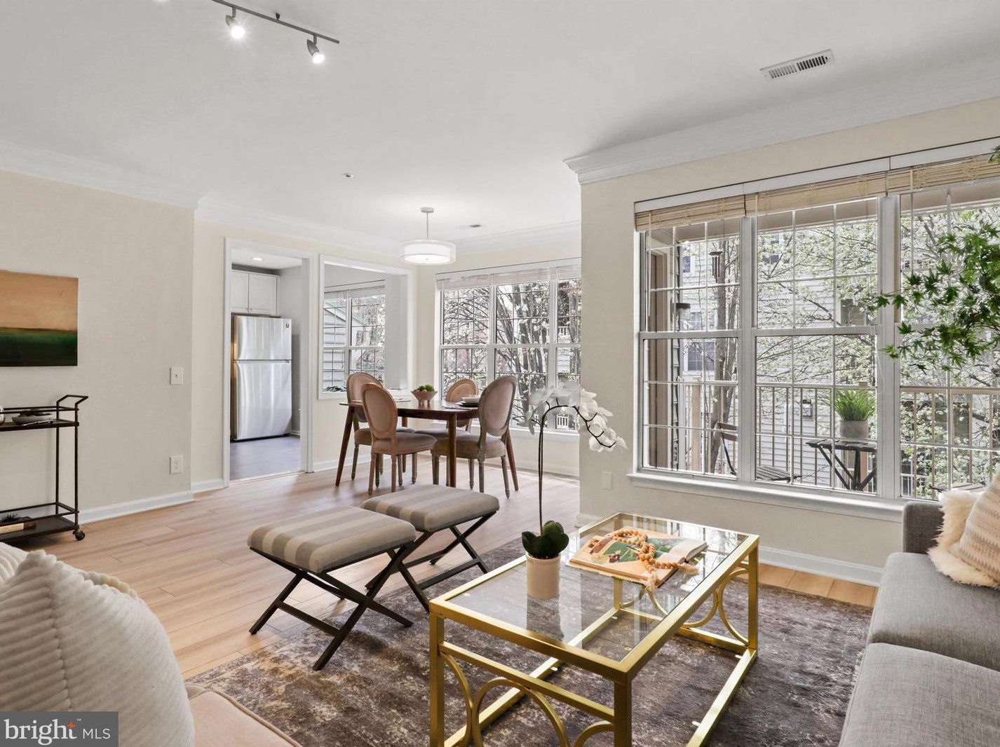 4114 Oxford Ln, Fairfax, VA 22030-3557