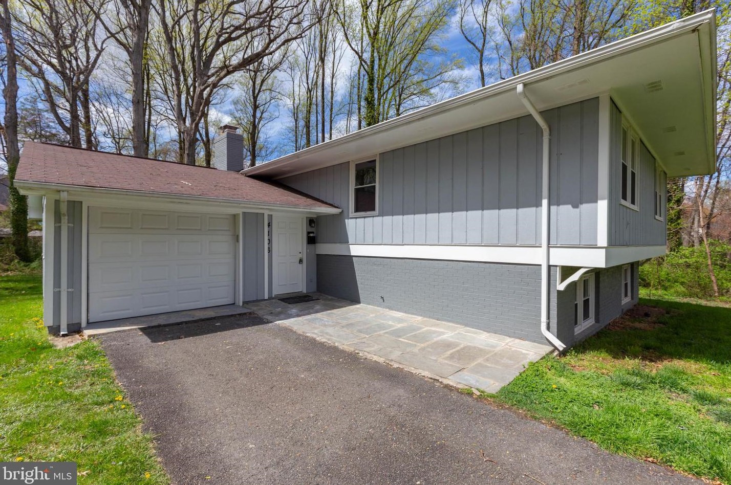 4106 Lamarre Dr, Fairfax, VA 22030-5163