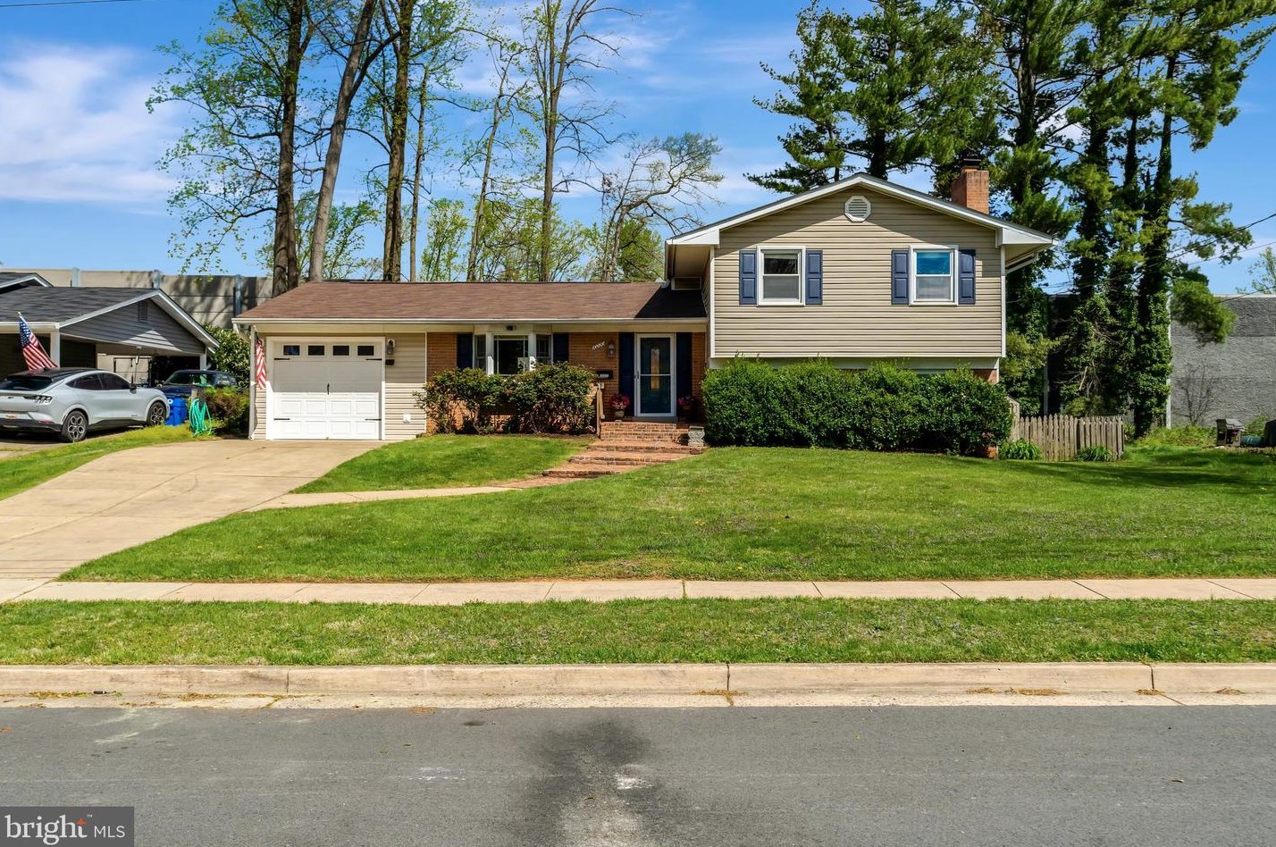 10220 Antietam Ave, Fairfax, VA 22030