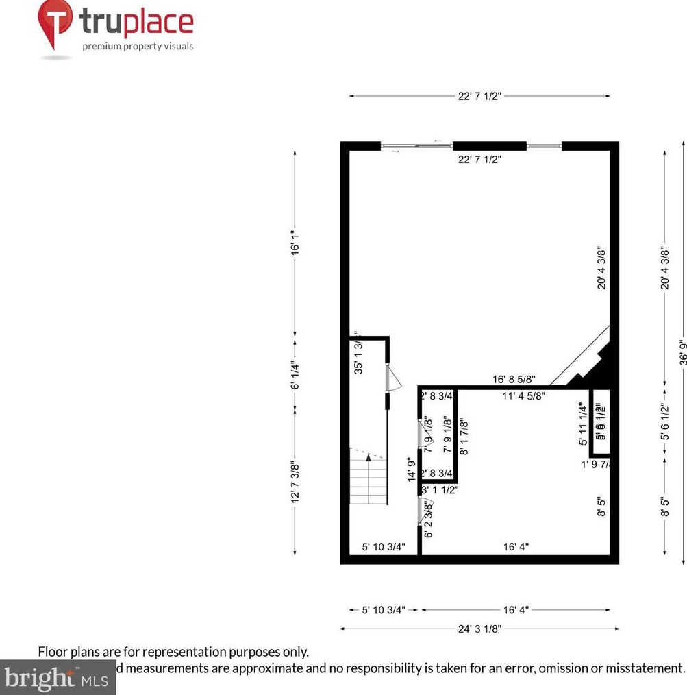 10517 Assembly Dr, Fairfax VA  22030-2701 exterior