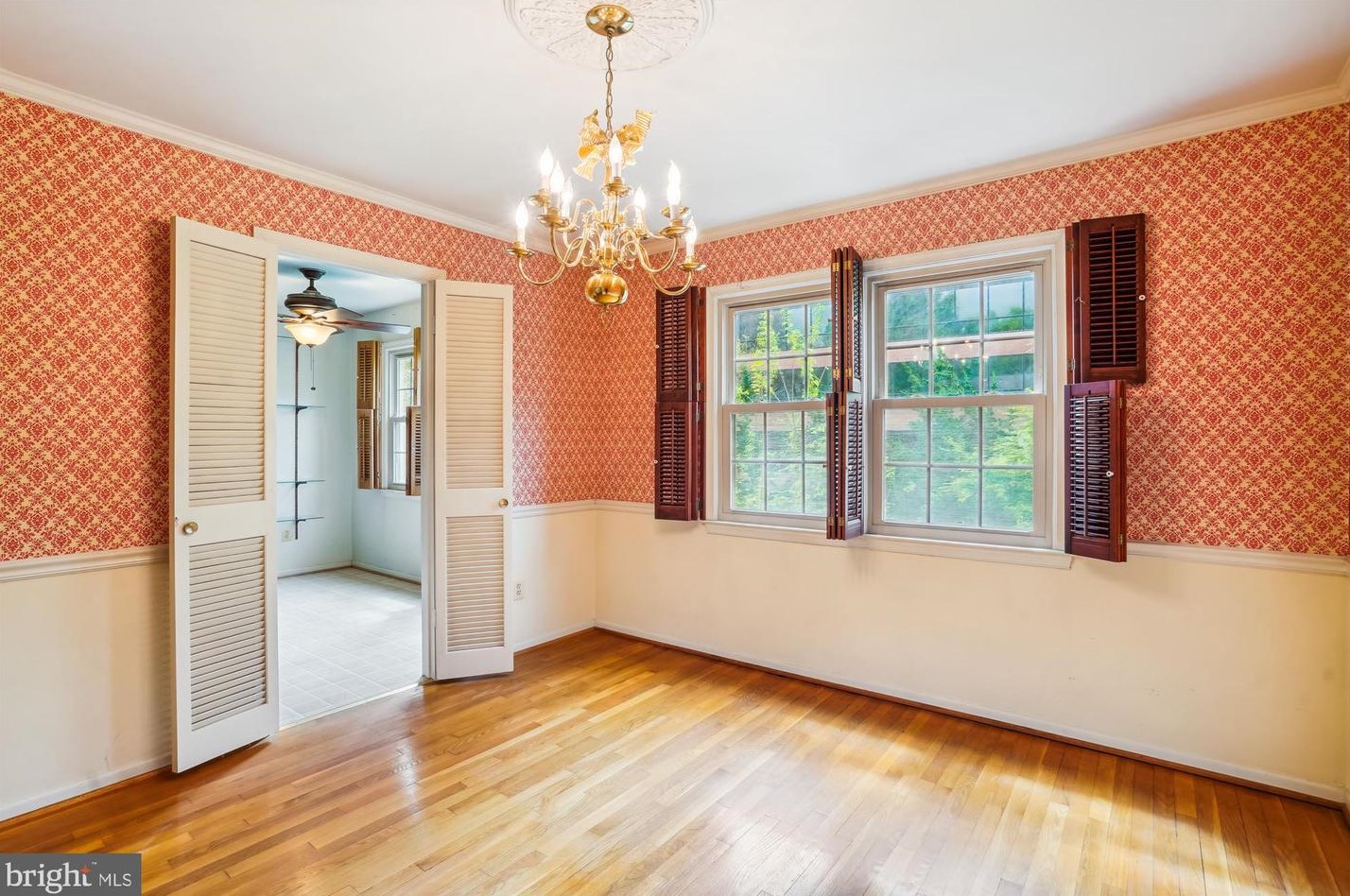 10517 Assembly Dr, Fairfax VA  22030-2701 exterior