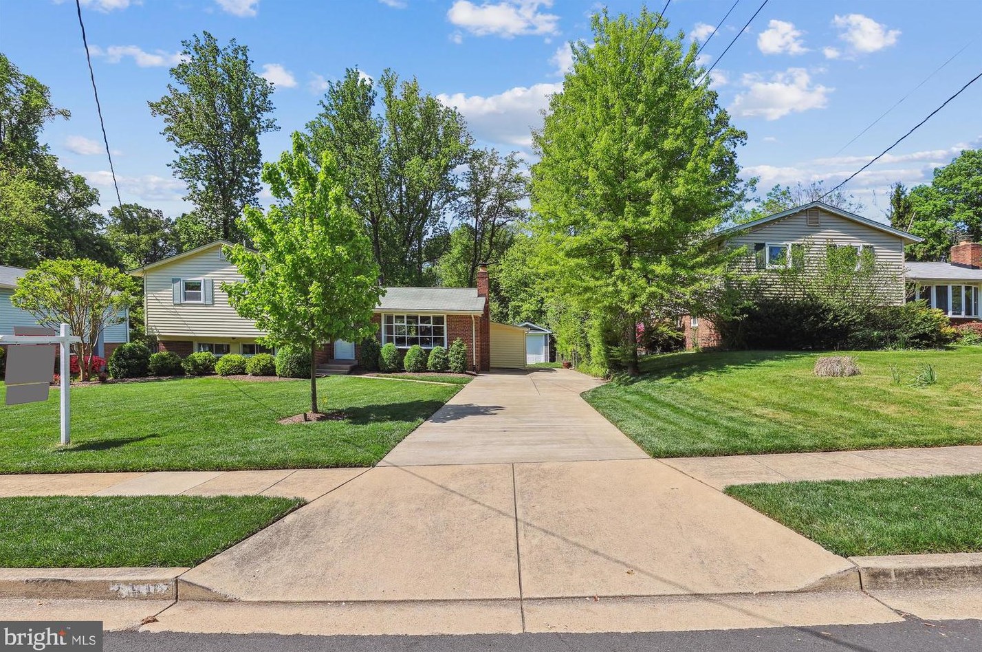 3507 Country Hill Dr, Fairfax, VA 22030
