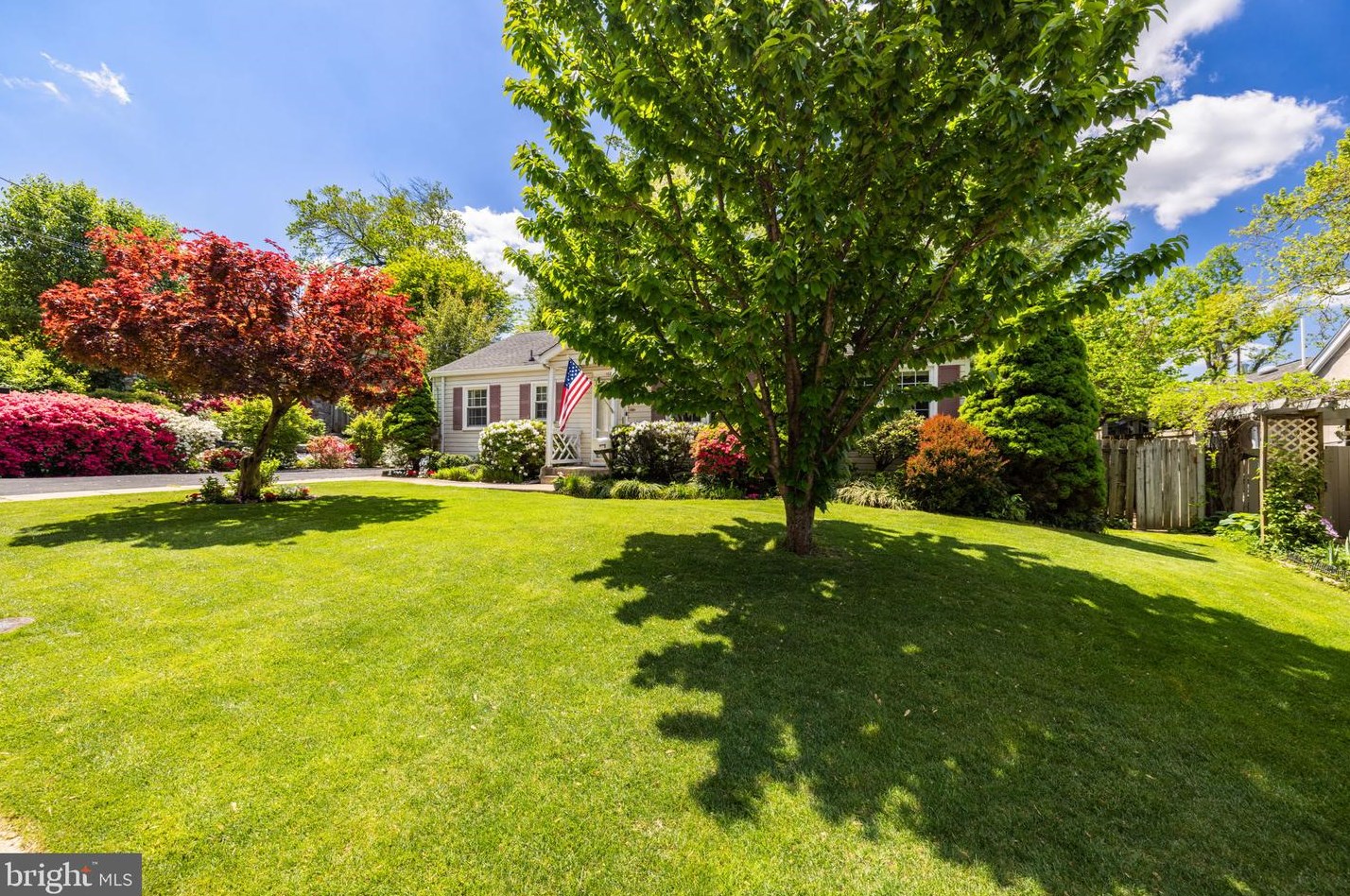 10201 Sager Ave, Fairfax, VA 22030-3538