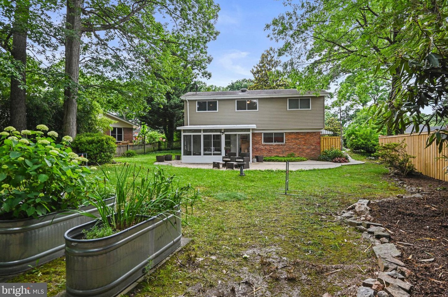 10318 Cleveland St, Fairfax VA  22030-3629 exterior