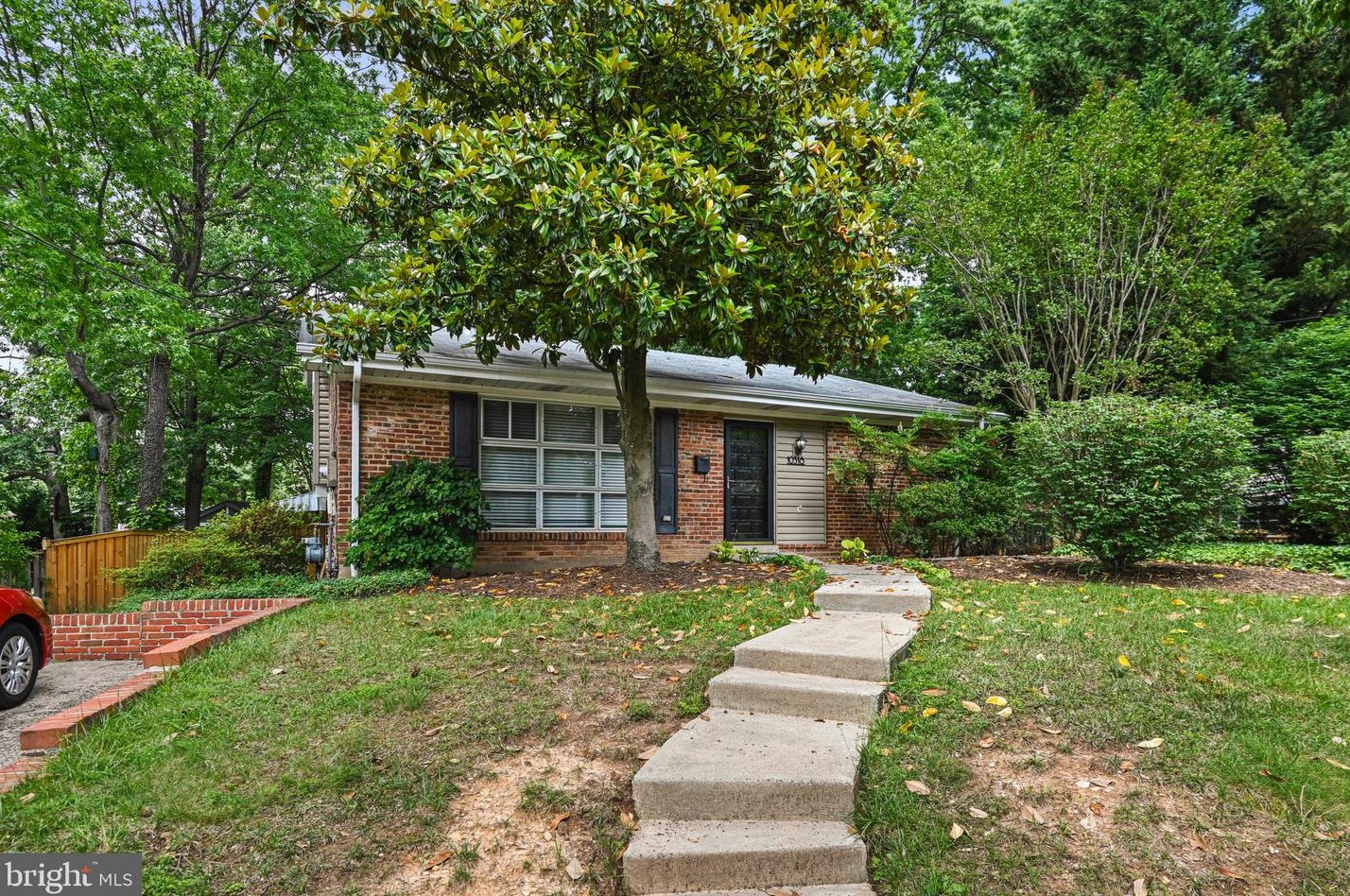 10318 Cleveland St, Fairfax VA  22030-3629 exterior