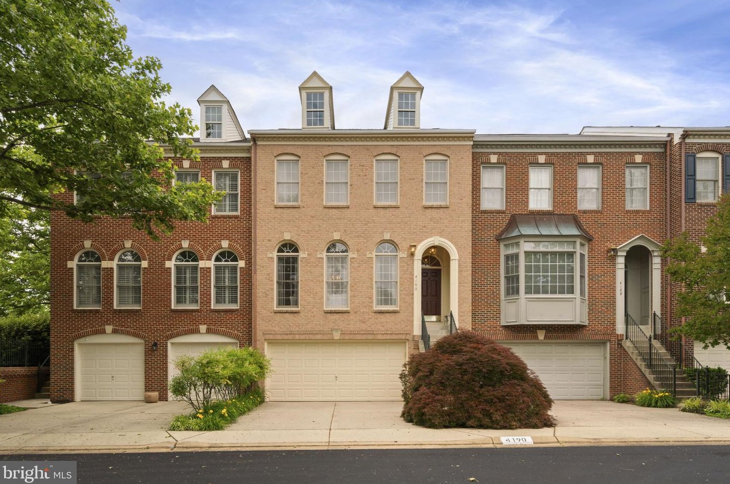 4190 Governor Yeardley Ln, Fairfax, VA 22030-8115