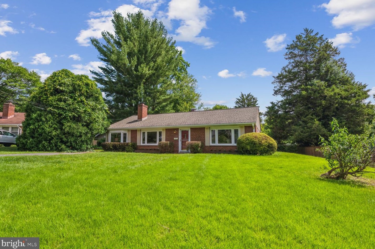 3612 Parklane Rd, Fairfax, VA 22030-1829