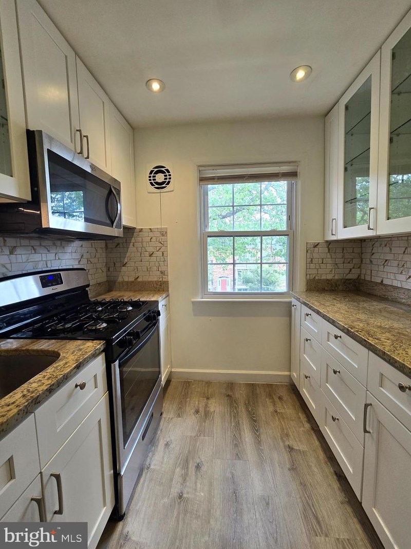 9483 Fairfax Blvd Apt 304, Fairfax, VA 22031