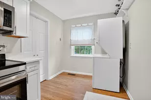 10419 Courthouse Dr, Fairfax, VA 22030 - Photo 22