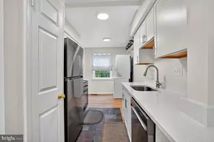 10419 Courthouse Dr, Fairfax, VA 22030 - Photo 20