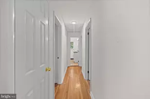 10913 Byrd Dr, Fairfax, VA 22030 - Photo 10