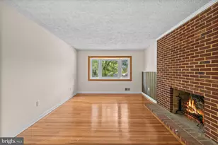 10913 Byrd Dr, Fairfax, VA 22030 - Photo 8