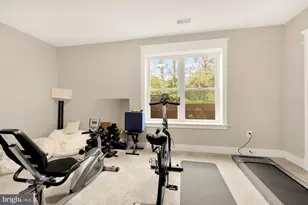 10602 Oak Pl, Fairfax, VA 22030 - Photo 46