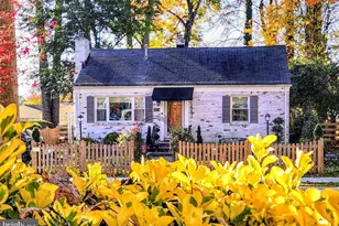 10833 Warwick Ave, Fairfax, VA 22030 - Photo 16