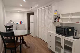 10928 Warwick Ave, Fairfax, VA 22030 - Photo 2