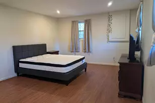 10928 Warwick Ave, Fairfax, VA 22030 - Photo 4