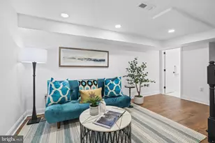 10404 Forest Ave, Fairfax, VA 22030 - Photo 28