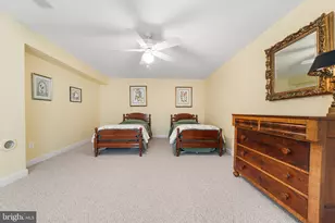 10121 Ratcliffe Manor Dr, Fairfax, VA 22030 - Photo 76