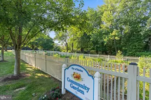 10328 Sager Ave, Fairfax, VA 22030 - Photo 38