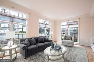 3832 Farrcroft Dr, Fairfax, VA 22030 - Photo 6