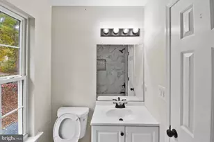 11 S Bearwood Dr, Palmyra, VA 22963 - Photo 34