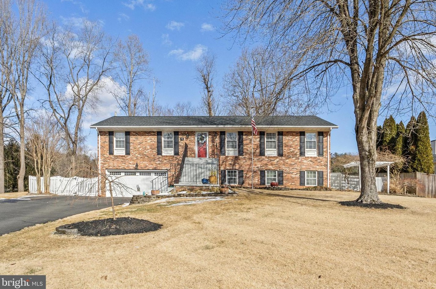 7043 Westmoreland Dr, Warrenton, VA 20187-4448