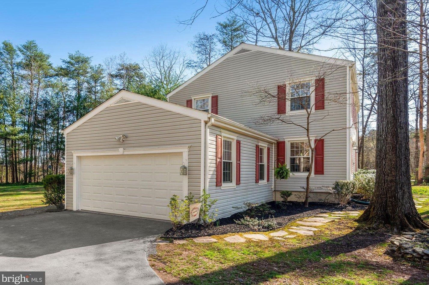 3216 Daffan Dr, Catlett, VA 20119-1819
