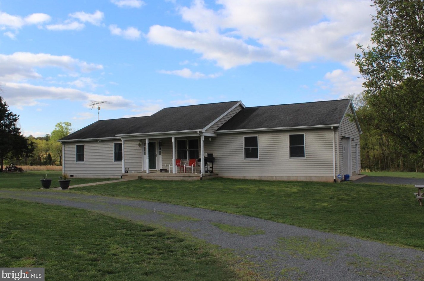 12330 Old Mill Rd, Midland, VA 22728